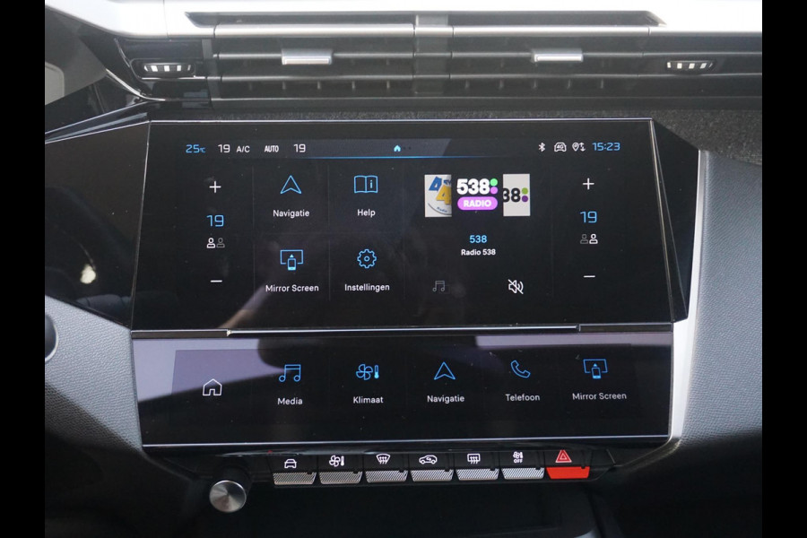 Peugeot 408 1.2 Turbo Allure 130 EAT8 CarPlay | Climate control