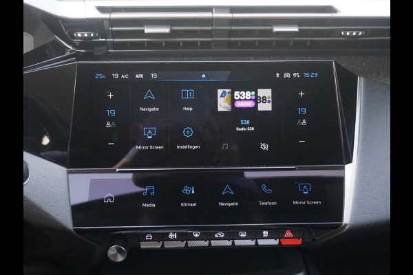 Peugeot 408 1.2 Turbo Allure 130 EAT8 CarPlay | Climate control