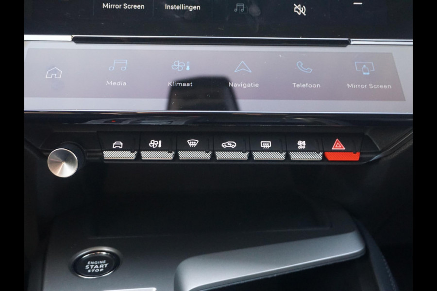 Peugeot 408 1.2 Turbo Allure 130 EAT8 CarPlay | Climate control