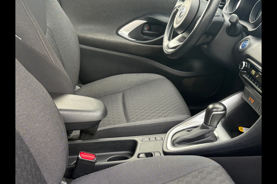 Toyota Yaris 1.5 Hybrid First Edition Navi|Carplay|Camera