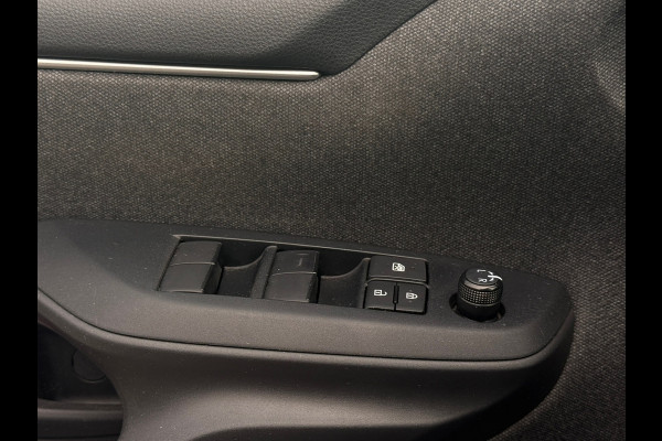 Toyota Yaris 1.5 Hybrid First Edition Navi|Carplay|Camera