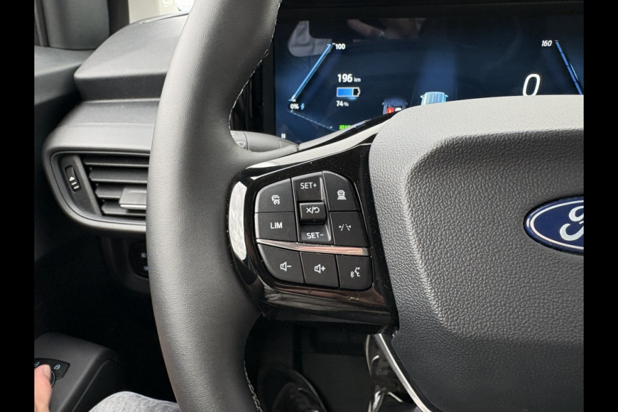 Ford E-Transit Courier Limited 44 kWh