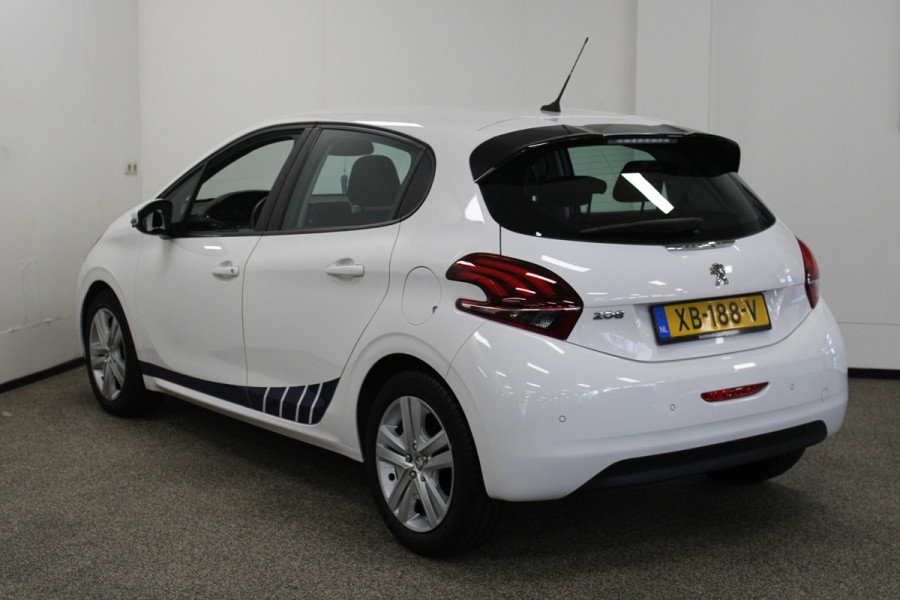 Peugeot 208 1.2 PureTech Signature