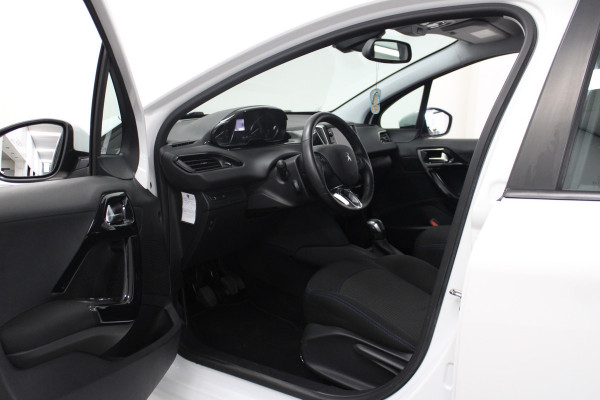 Peugeot 208 1.2 PureTech Signature