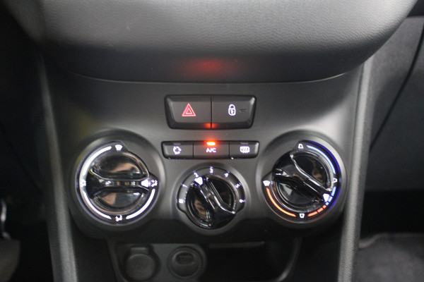 Peugeot 208 1.2 PureTech Signature