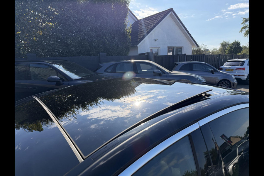 Mercedes-Benz E-Klasse 220 d AMG | Panoramadak | Camera | Sfeerverlichting | Navigatie | Stoelverwarming |