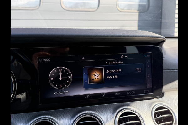 Mercedes-Benz E-Klasse 220 d AMG | Panoramadak | Camera | Sfeerverlichting | Navigatie | Stoelverwarming |