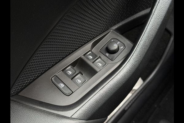 Škoda Octavia Combi BWJ 2021 | 1.5TSI 150PK Business Ed AUTOMAAT | TREKHAAK | CLIMA | NAVI | STOELVERW | PDC 2x | CRUISE | CAMERA | PRIVACY GLASS