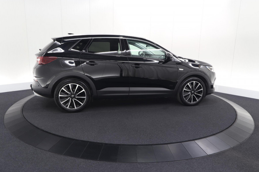 Opel Grandland X 1.6 Turbo 300 Hybrid4 Ultimate | Trekhaak | 360 Camera | Adaptieve Cruise Control | Elektrische Kofferklep