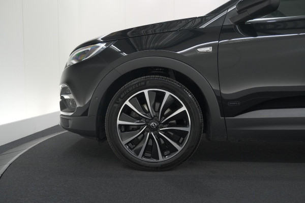 Opel Grandland X 1.6 Turbo 300 Hybrid4 Ultimate | Trekhaak | 360 Camera | Adaptieve Cruise Control | Elektrische Kofferklep