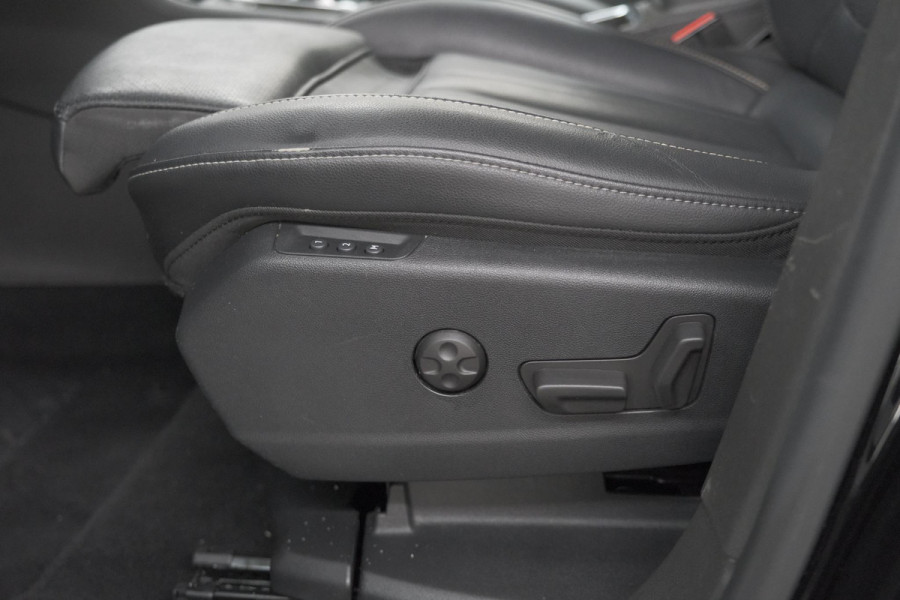 Opel Grandland X 1.6 Turbo 300 Hybrid4 Ultimate | Trekhaak | 360 Camera | Adaptieve Cruise Control | Elektrische Kofferklep