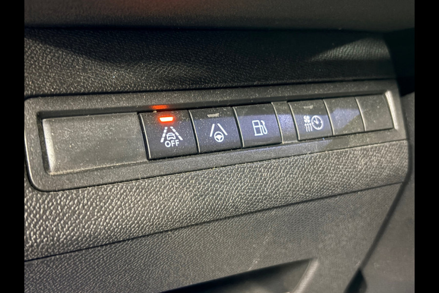 Peugeot 3008 1.6 HYbrid 225 GT / Cruise-control / camera / 1e eigenaar