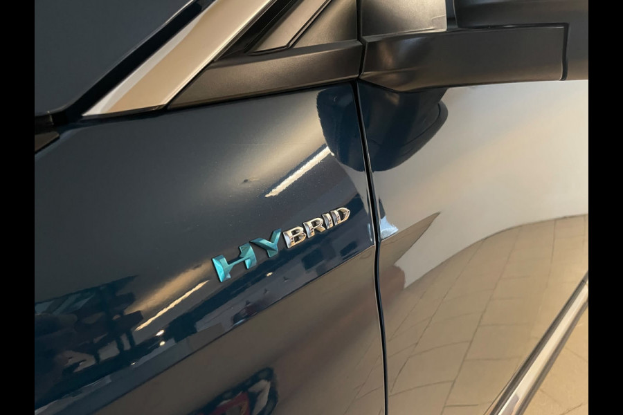 Peugeot 3008 1.6 HYbrid 225 Allure Pack Business