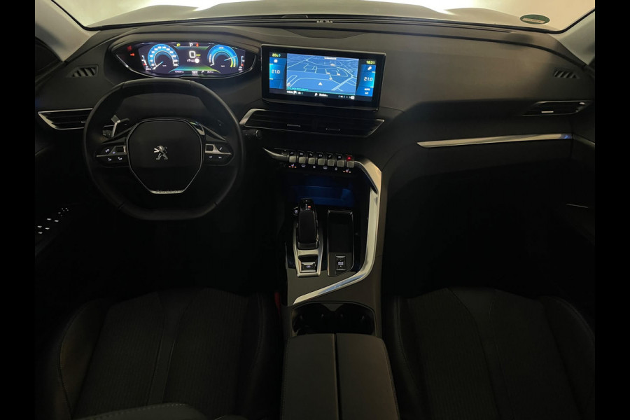 Peugeot 3008 1.6 HYbrid 225 Allure Pack Business