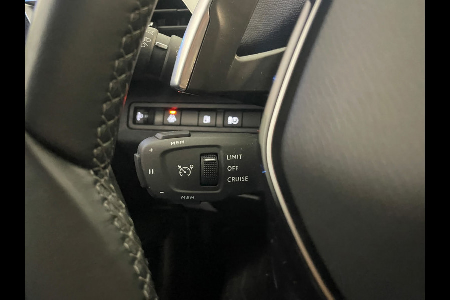 Peugeot 3008 1.6 HYbrid 225 Allure Pack Business