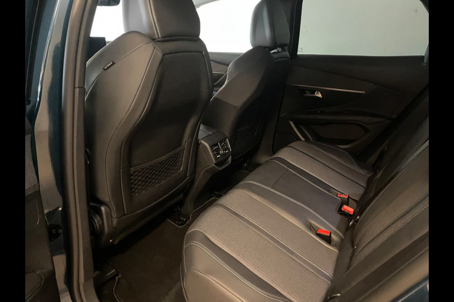 Peugeot 3008 1.6 HYbrid 225 Allure Pack Business