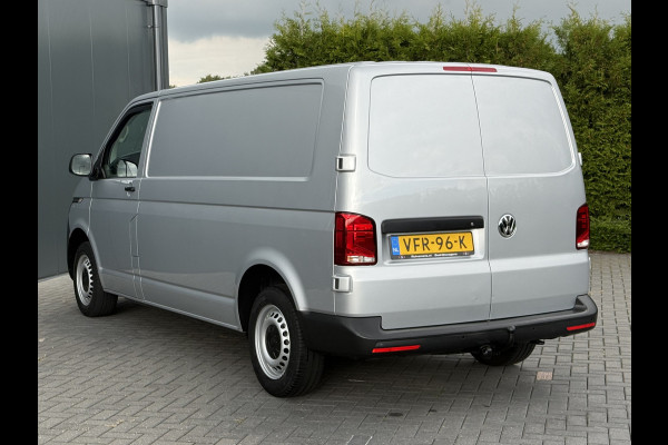 Volkswagen Transporter 2.0 TDI 150 PK / L2H1 / TREKHAAK / CRUISE / AIRCO / CARPLAY / PARKEERSENSOREN