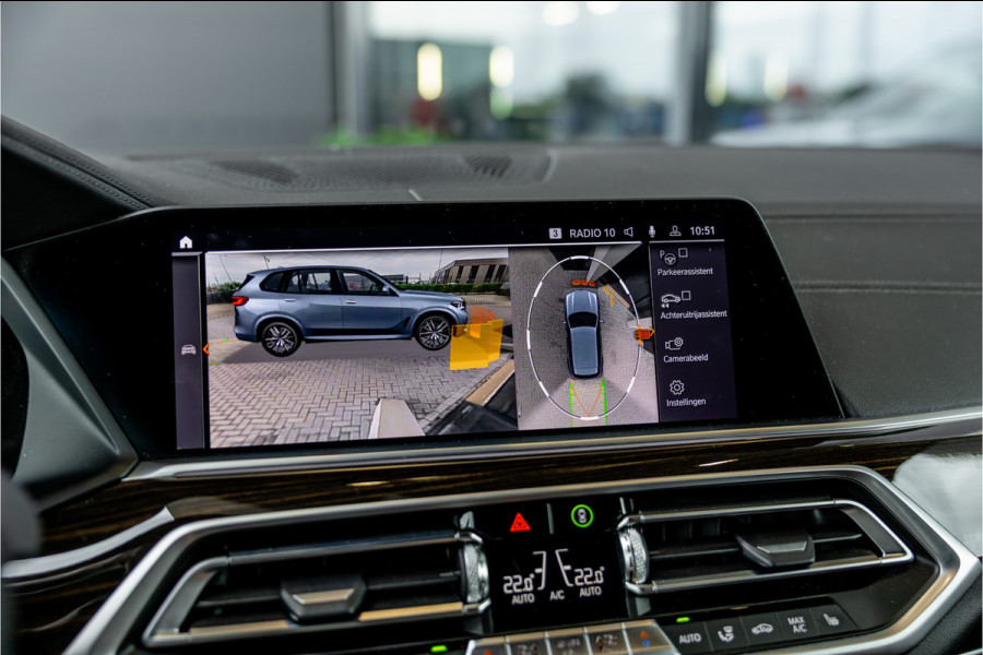 BMW X5 xDrive30d High Executive - M Sport | Swarovski | H&K | Luchtvering | H&K | 360 Camera