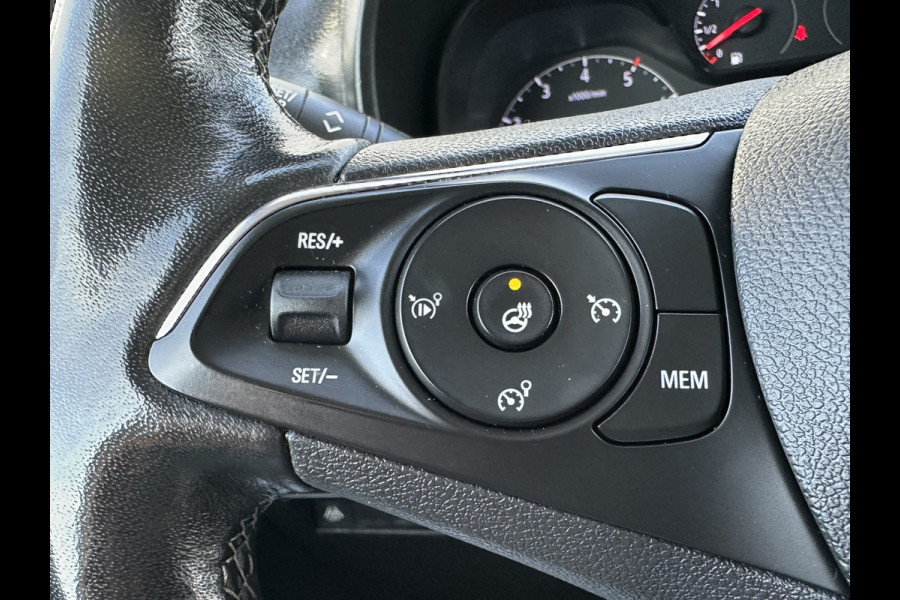 Opel Combo 1.5D 102 PK / L2H1 / TREKHAAK / CAMERA / STUURVERW. / REAR VIEUW / INRICHTING / 3 ZITS / AC / CRUISE