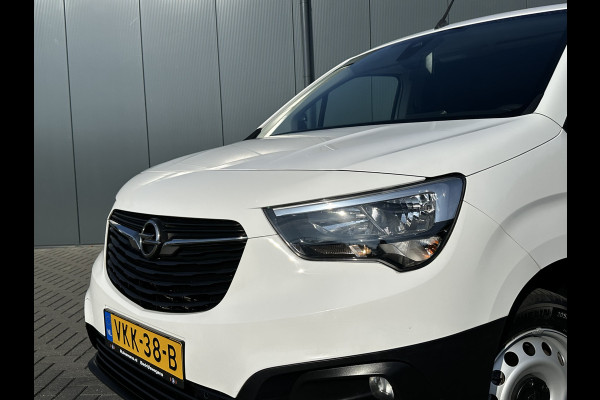 Opel Combo 1.5D 102 PK / L2H1 / TREKHAAK / CAMERA / STUURVERW. / REAR VIEUW / INRICHTING / 3 ZITS / AC / CRUISE