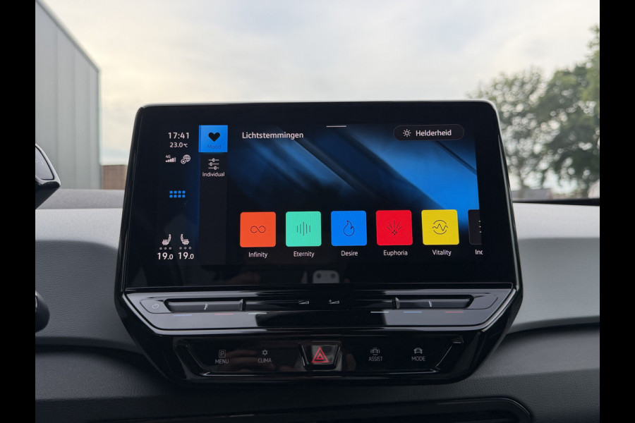 Volkswagen ID.3 First Plus 58 kWh Adap.Cruise Camera Carplay Sfeerverl Orig.NL 100% Elektrisch