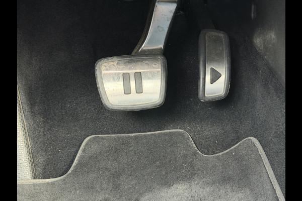 Volkswagen ID.3 First Plus 58 kWh Adap.Cruise Camera Carplay Sfeerverl Orig.NL 100% Elektrisch