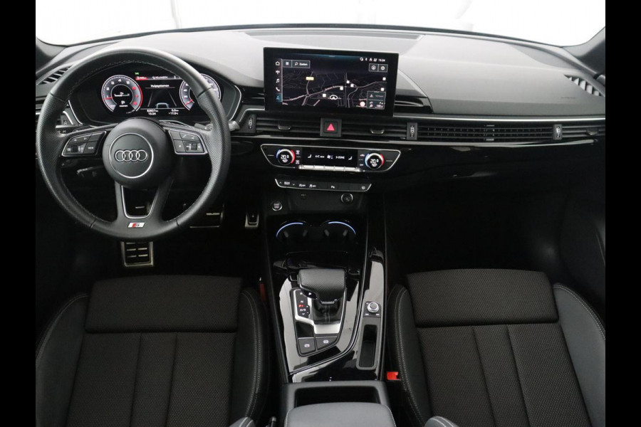 Audi A4 Limousine 35 TFSI S edition Competition | Cruise Controle | Apple Carplay | Navigatie | Sportstoelen | Spiegelpakket | Digitaal dashboard