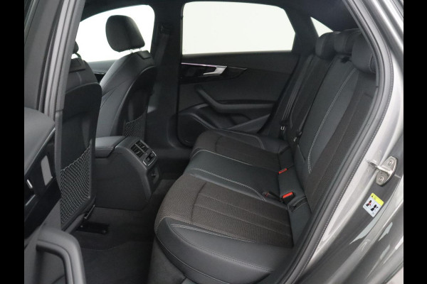 Audi A4 Limousine 35 TFSI S edition Competition | Cruise Controle | Apple Carplay | Navigatie | Sportstoelen | Spiegelpakket | Digitaal dashboard