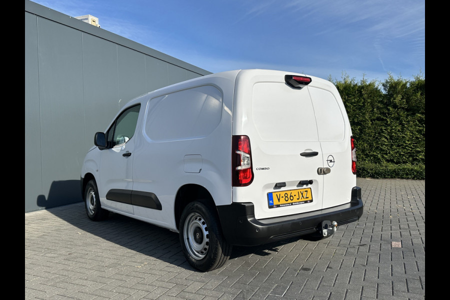 Opel Combo 1.5 BlueHDi 100 PK / L1H1 / !! NIEUWSTAAT !! / 18.219 KM / 1e EIG. / TREKHAAK / CAMERA / BLIND SPOT / AC / CRUISE