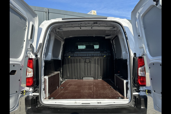 Opel Combo 1.5 BlueHDi 100 PK / L1H1 / !! NIEUWSTAAT !! / 18.219 KM / 1e EIG. / TREKHAAK / CAMERA / BLIND SPOT / AC / CRUISE