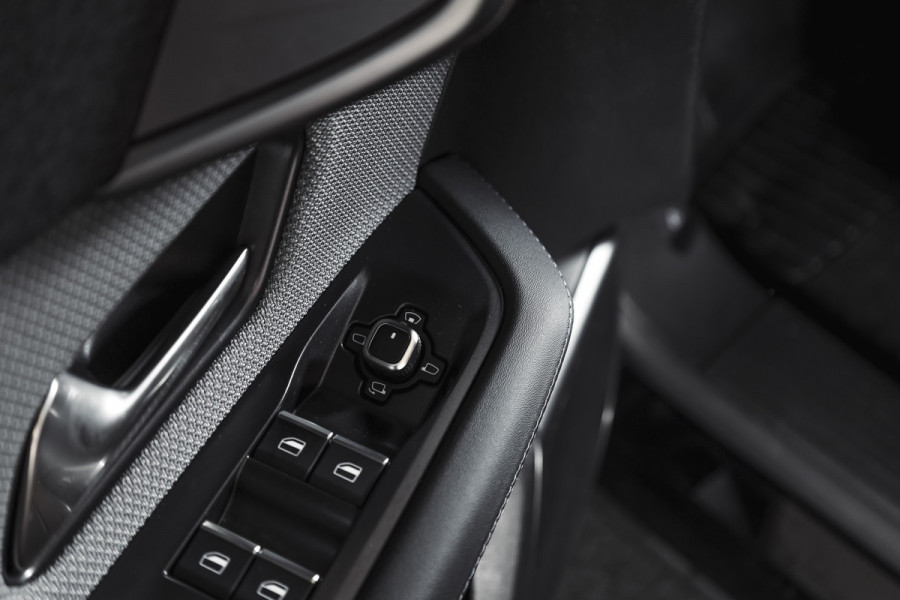 Opel Grandland 1.2 Turbo Hybrid GS | Tech Pack | Adapt. Cruise | HUD | Focal | Stoel-+Stuurverw. | 360 Camera | NAV + App. Connect | LM 19" | 6365