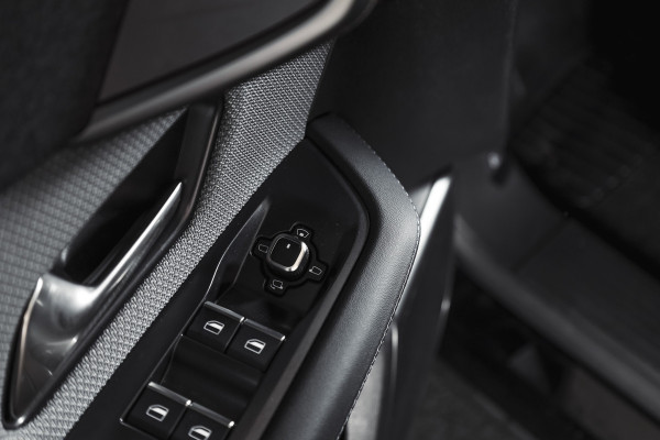 Opel Grandland 1.2 Turbo Hybrid GS | Tech Pack | Adapt. Cruise | HUD | Focal | Stoel-+Stuurverw. | 360 Camera | NAV + App. Connect | LM 19" | 6365