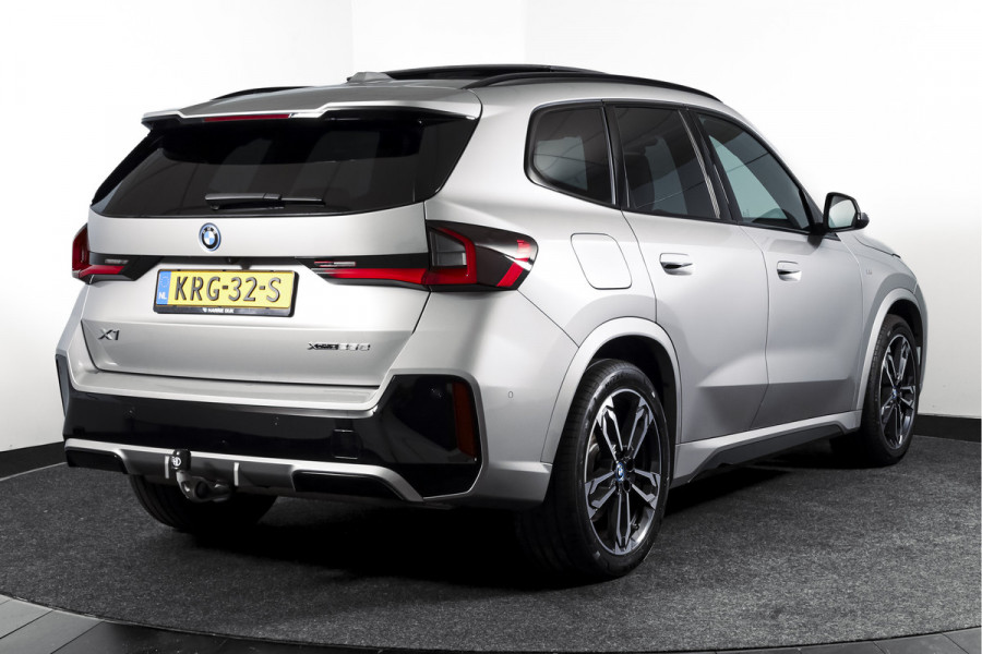 BMW X1 xDrive25e 245 PK M-Sport | Premium Pack | S/K-Panodak | Elek. Trekhaak | Dig. Cockpit | Cruise | Stoelverw. | PDC | Camera | NAV+App. Connect | ECC | Elek. Klep | LM 19" | 2882