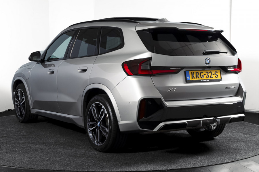 BMW X1 xDrive25e 245 PK M-Sport | Premium Pack | S/K-Panodak | Elek. Trekhaak | Dig. Cockpit | Cruise | Stoelverw. | PDC | Camera | NAV+App. Connect | ECC | Elek. Klep | LM 19" | 2882