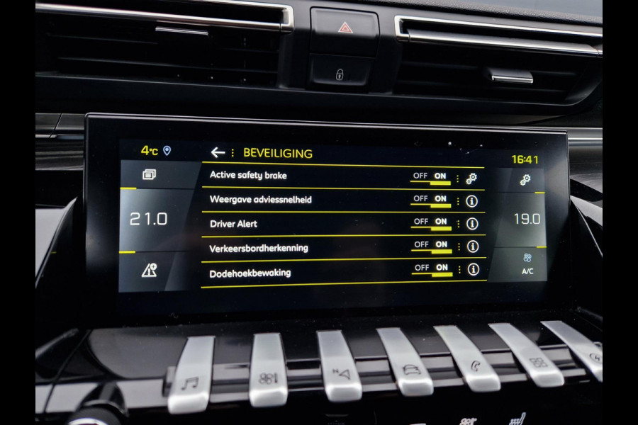 Peugeot 508 1.6 HYbrid Peugeot Sport Engineered 360pk 1E Eig.