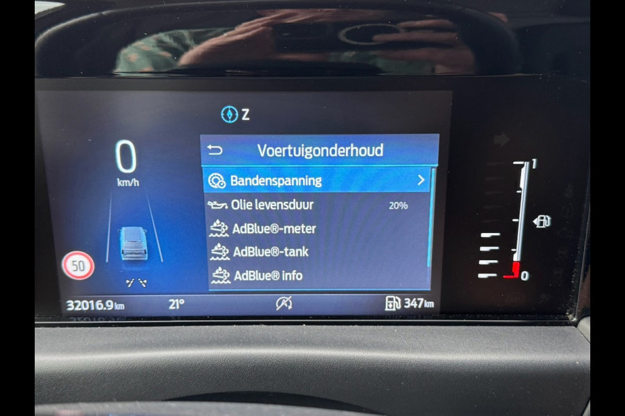 Ford Transit Custom 320 2.0 TDCI 136pk L2H1 Limited | Trekhaak | Navi | LED | Keyfree | Stoelverw. | CarPlay | Camera