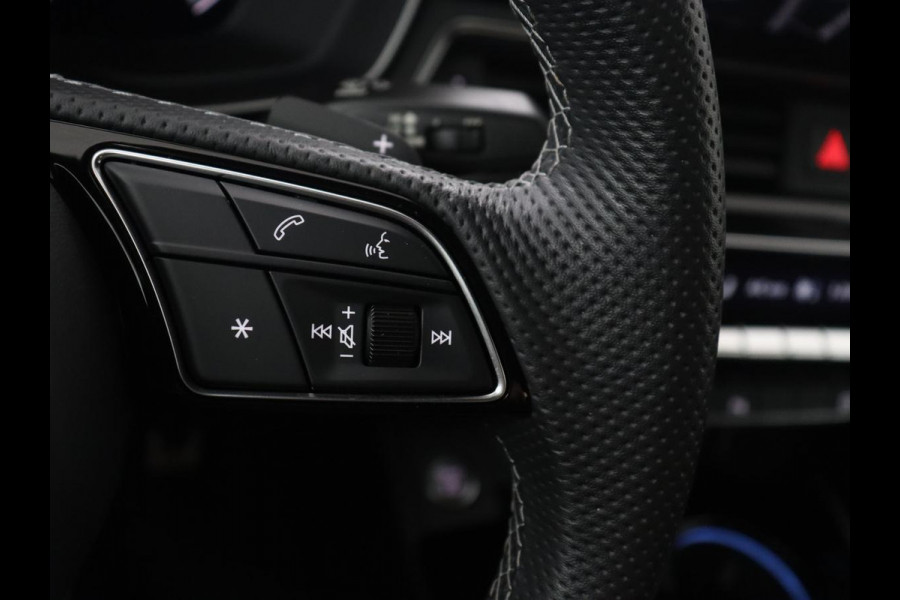 Audi A4 Limousine 35 TFSI S edition Competition | Cruise Controle | Apple Carplay | Navigatie | Sportstoelen | Spiegelpakket | Digitaal dashboard