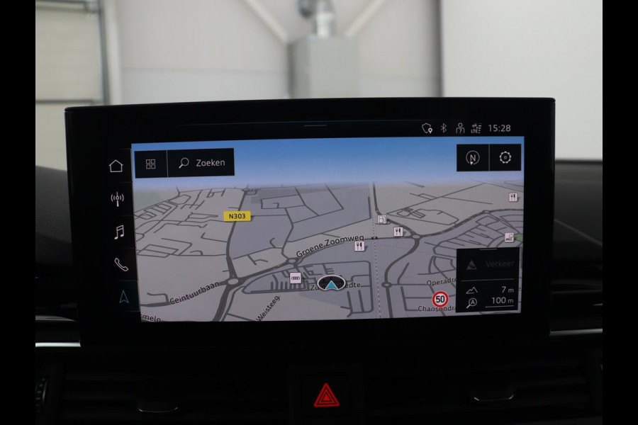 Audi A4 Limousine 35 TFSI S edition Competition | Cruise Controle | Apple Carplay | Navigatie | Sportstoelen | Spiegelpakket | Digitaal dashboard