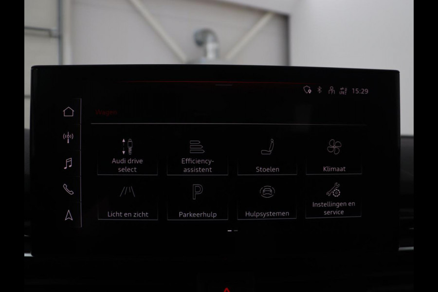 Audi A4 Limousine 35 TFSI S edition Competition | Cruise Controle | Apple Carplay | Navigatie | Sportstoelen | Spiegelpakket | Digitaal dashboard