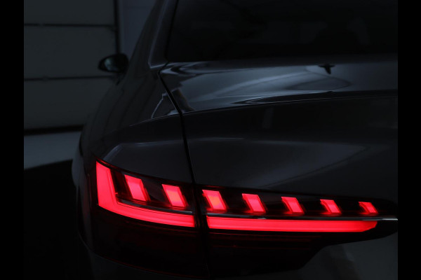Audi A4 Limousine 35 TFSI S edition Competition | Cruise Controle | Apple Carplay | Navigatie | Sportstoelen | Spiegelpakket | Digitaal dashboard