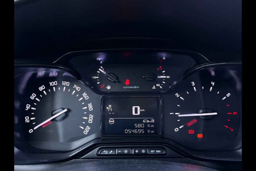 Citroën C3 1.2 PureTech C-Series | Parkeersensoren | Navigatie by App | Stoelverwarming | Climate control | Cruise control