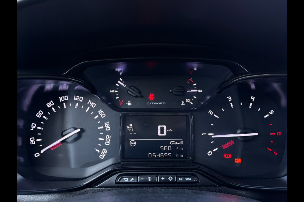 Citroën C3 1.2 PureTech C-Series | Parkeersensoren | Navigatie by App | Stoelverwarming | Climate control | Cruise control