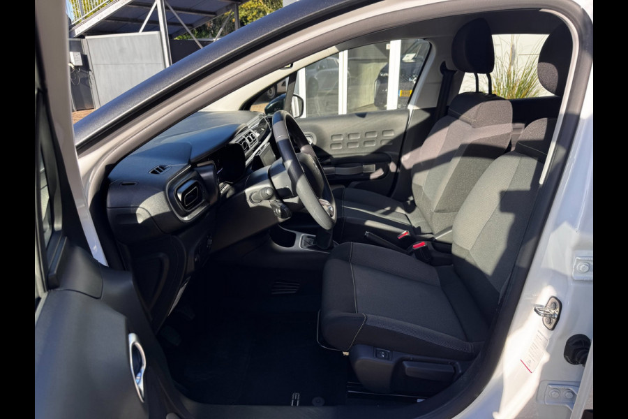 Citroën C3 1.2 PureTech C-Series | Parkeersensoren | Navigatie by App | Stoelverwarming | Climate control | Cruise control