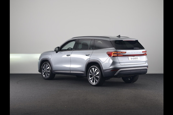 Škoda Kodiaq 1.5 TSI PHEV Business Edition Plus 204pk 6 versn. DSG | Trekhaak | Dynamic Chasis Control | Panorama Dak | Light & View Pakket | Sunset | Velgen: 19" lichtmetalen velgen Lefka aero, zilver