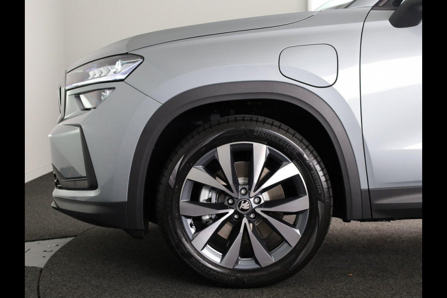 Škoda Kodiaq 1.5 TSI PHEV Business Edition Plus 204pk 6 versn. DSG | Trekhaak | Dynamic Chasis Control | Panorama Dak | Light & View Pakket | Sunset | Velgen: 19" lichtmetalen velgen Lefka aero, zilver