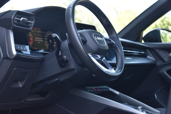 Audi S3 Sportback 2.0 TFSI quattro Pano Massage Keyless Lane Acc Camera