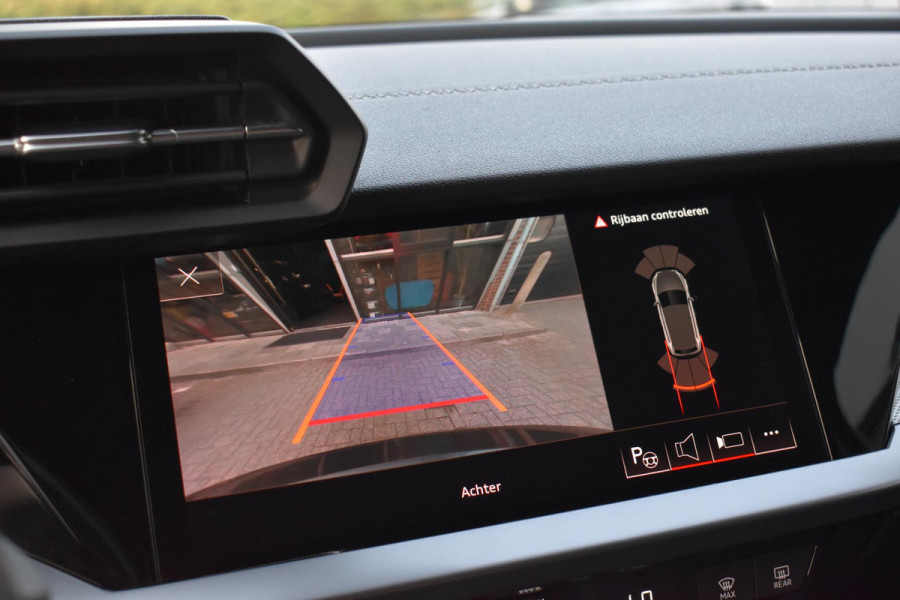 Audi S3 Sportback 2.0 TFSI quattro Pano Massage Keyless Lane Acc Camera