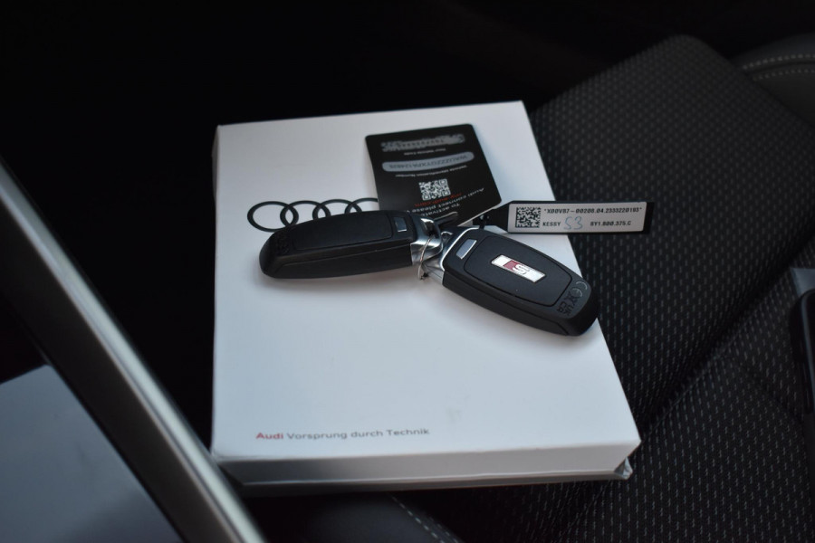 Audi S3 Sportback 2.0 TFSI quattro Pano Massage Keyless Lane Acc Camera