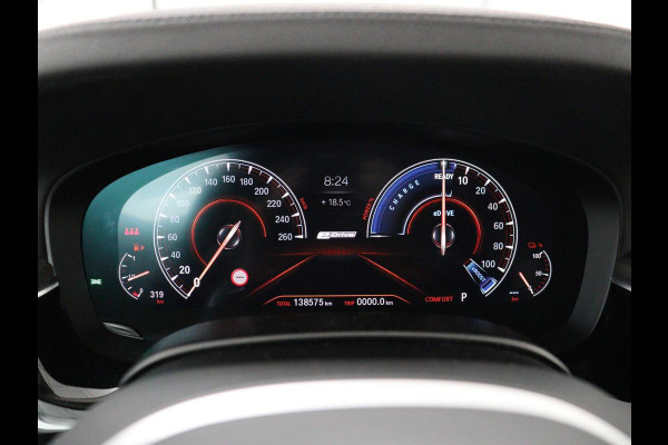 BMW 5 Serie 530e iPerformance High Executive | Leder | Elektrische stoelen | Stoelverwarming | Sfeerverlichting | Adaptive cruise | Carplay | Climate control | SOH 62,9 % | Camera | Park assist | PHEV