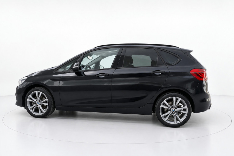 BMW 2 Serie Active Tourer 220i High Executive PANO SFEERVERL